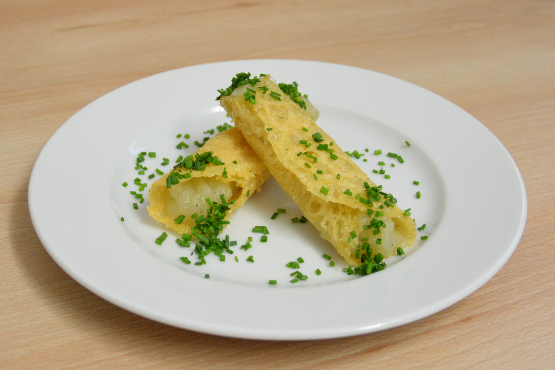 Rezeptbild für Parmesan-Röllchen mit Topinambur-Füllung