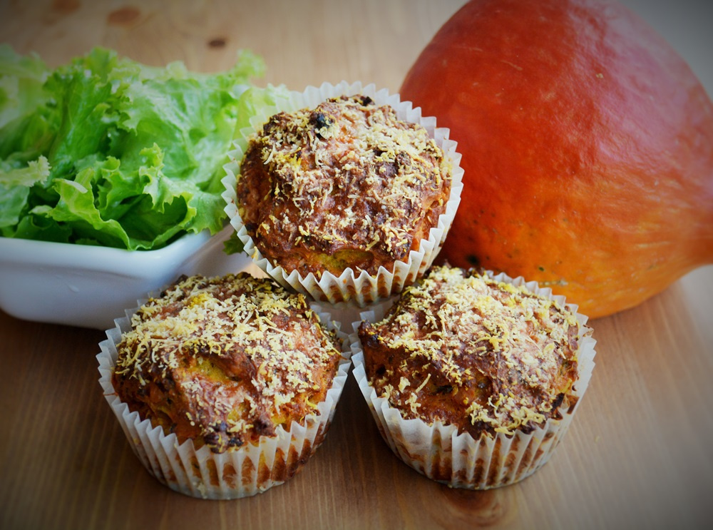 Rezeptbild für Kürbis-Parmesan-Muffins