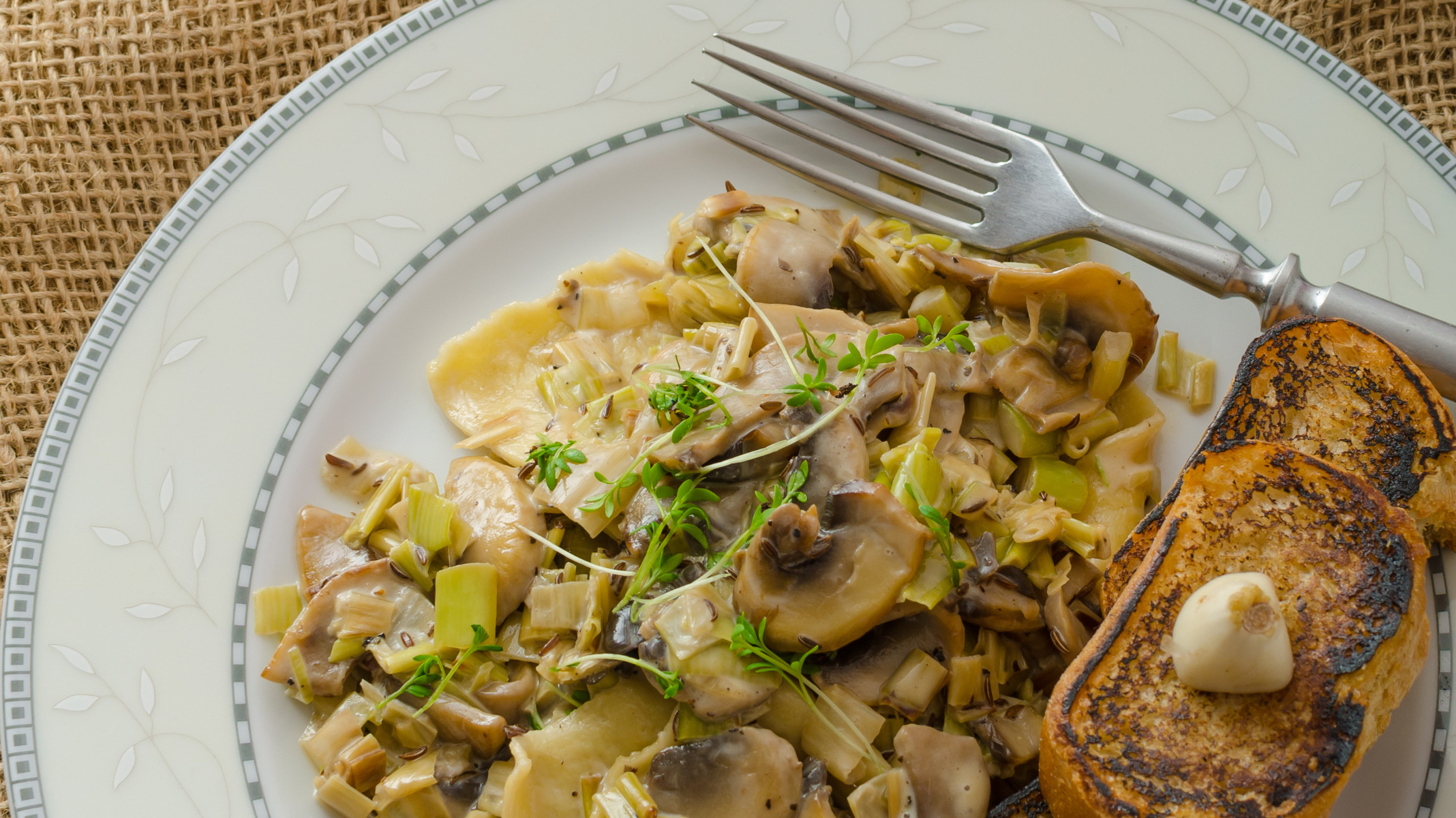 Rezeptbild für Pasta mit Porree und Pilzen